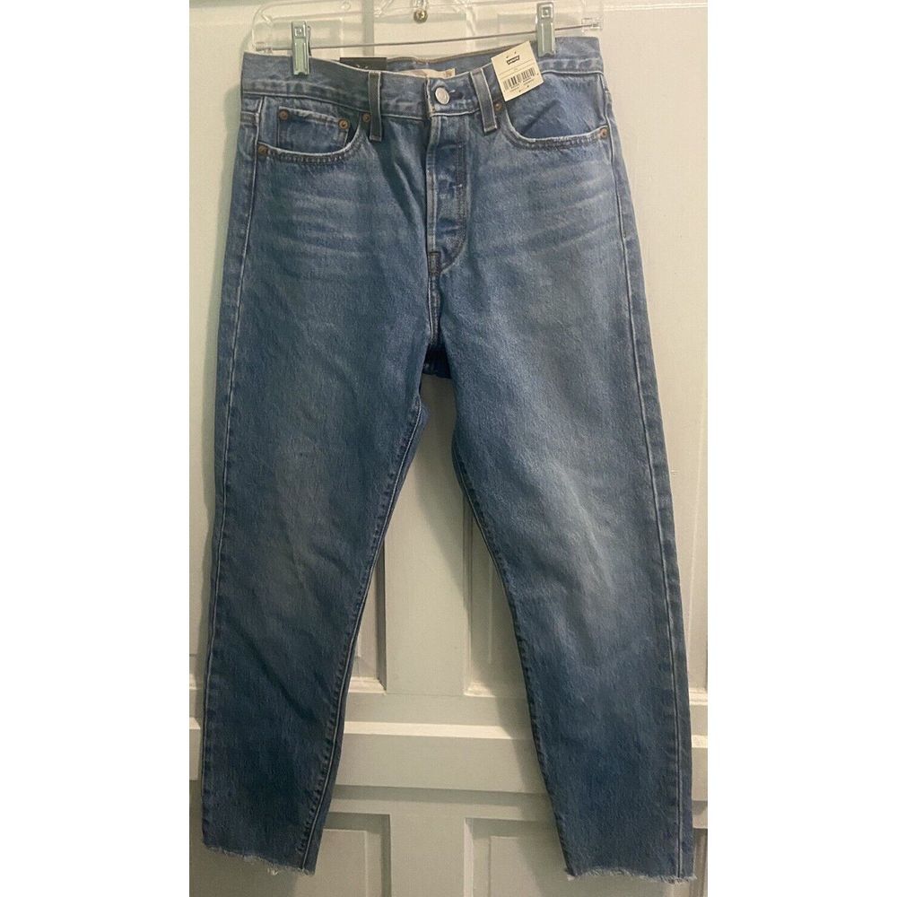 Levi's Premium Wedgie‎ Straight Button Fly High Rise Tapered Leg Size 29 NWT $98